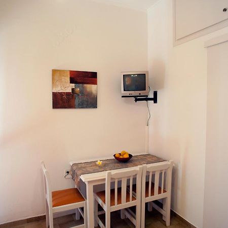 Nikolas Suites Kato Daratso Ruang foto