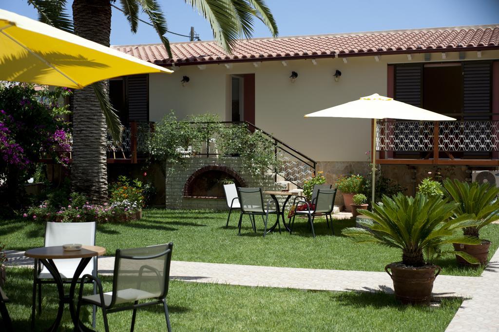 Nikolas Suites Kato Daratso Ruang foto